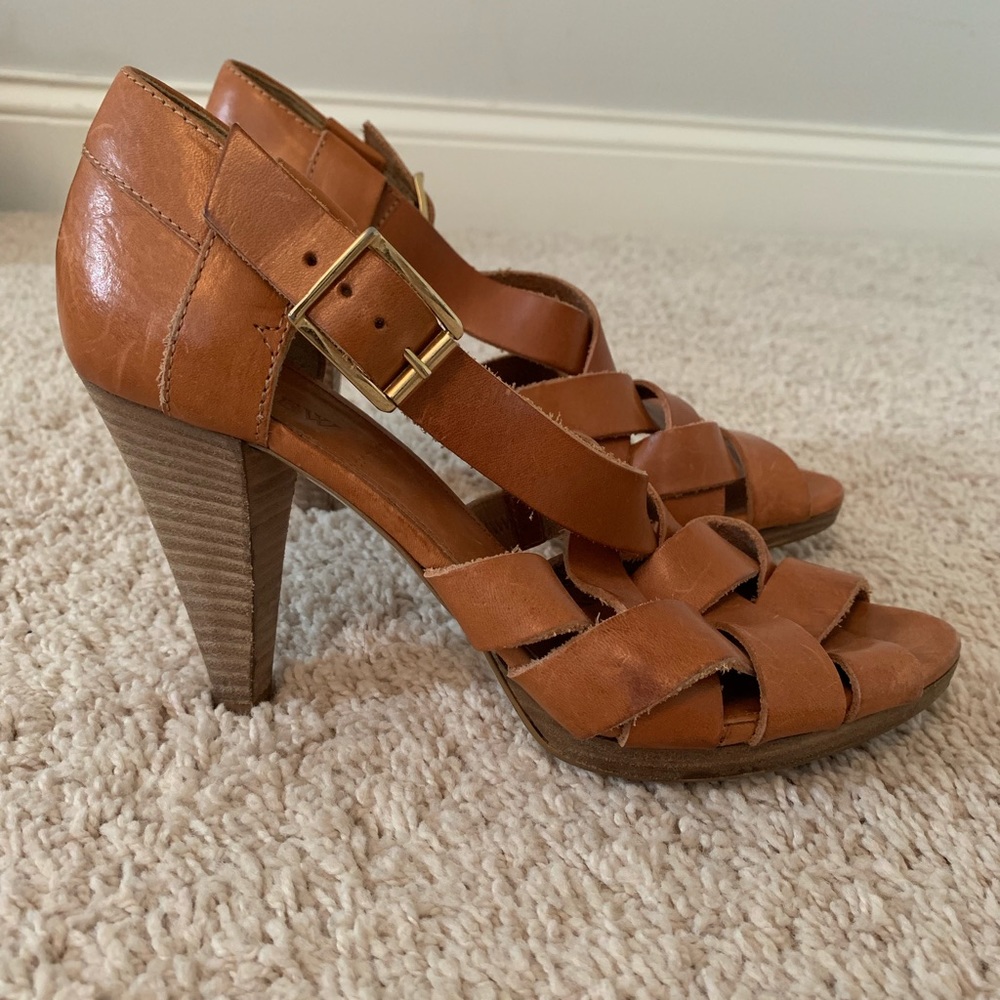 Vintage 7.5 made in Italy leather J.Crew sandals